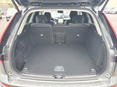 2027 Volvo XC60 B5 Ultra