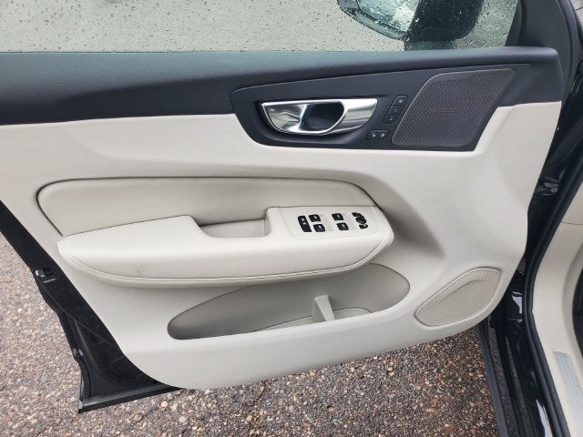 2027 Volvo XC60 Ultra