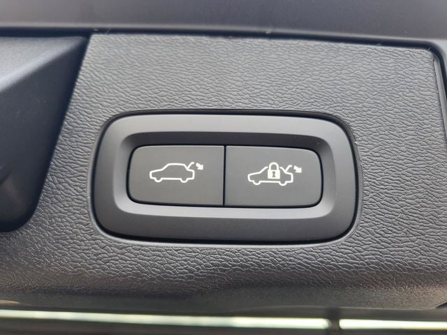 2027 Volvo XC60 Ultra