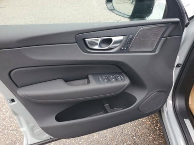 2027 Volvo XC60 B5 Ultra