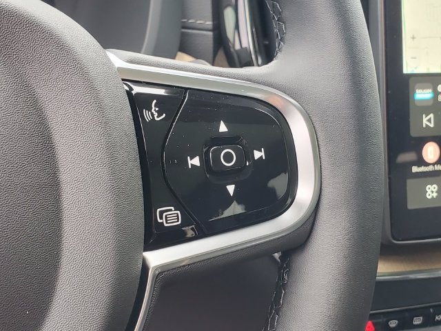 2027 Volvo XC60 B5 Ultra