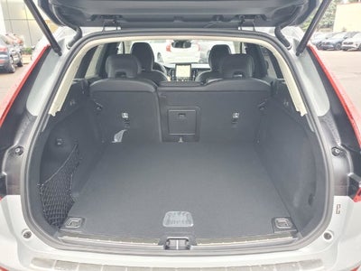2027 Volvo XC60 B5 Ultra