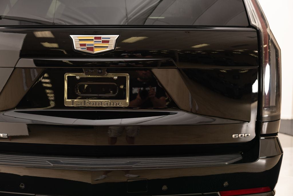 2025 Cadillac Escalade Sport Platinum