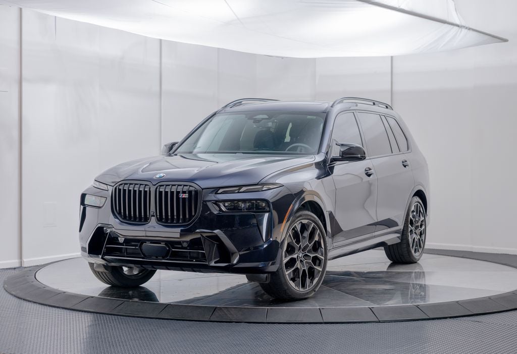 2025 BMW X7 M60i