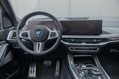 2025 BMW X7 M60i
