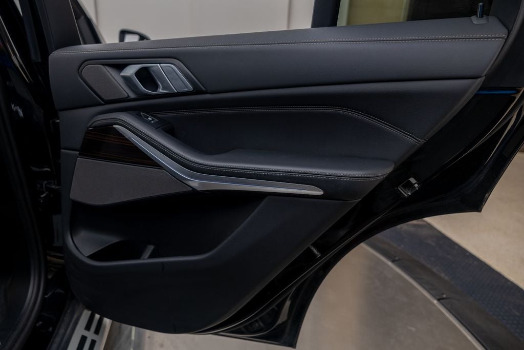 2025 BMW X5 xDrive50e