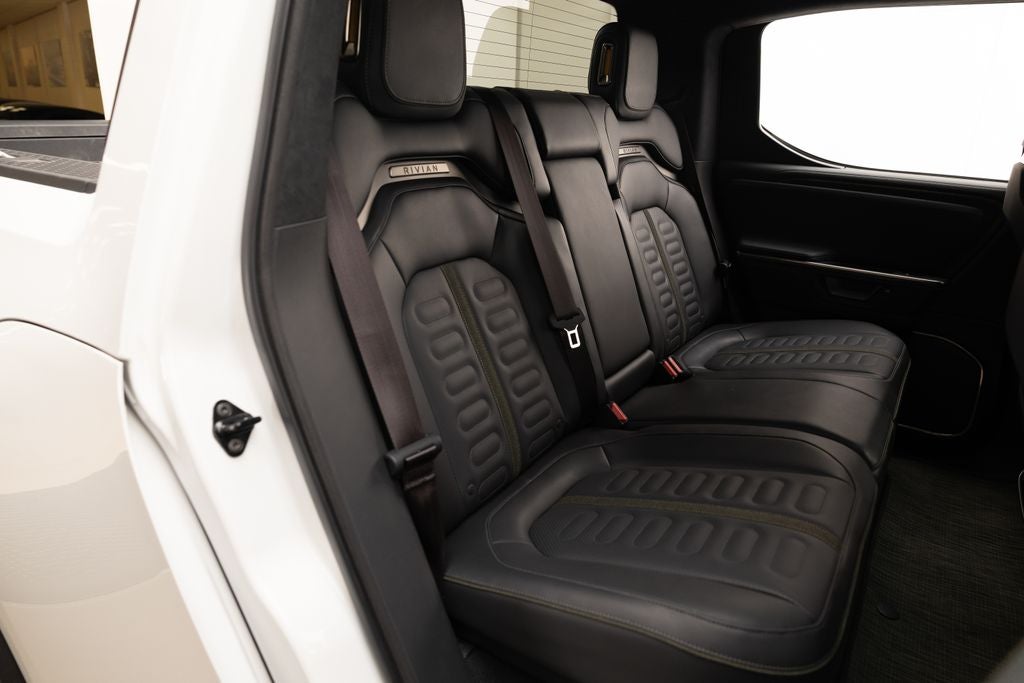 2025 Rivian R1T Adventure Dual Motor Standard Pack