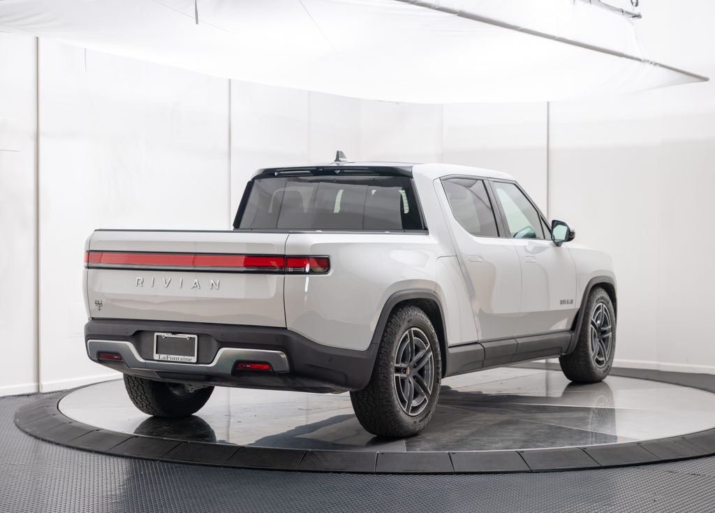 2025 Rivian R1T Adventure Dual Motor Standard Pack