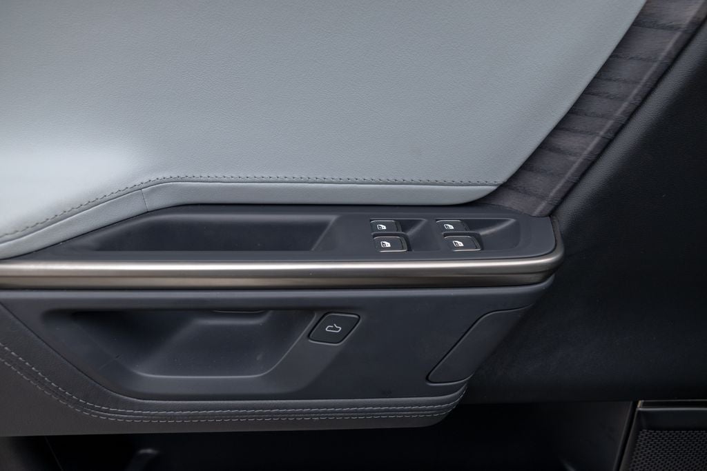 2025 Rivian R1S Adventure Dual Motor Standard Pack