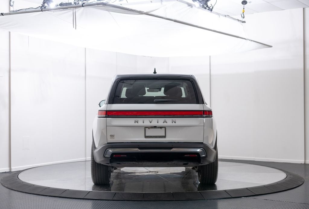 2025 Rivian R1S Adventure Dual Motor Standard Pack