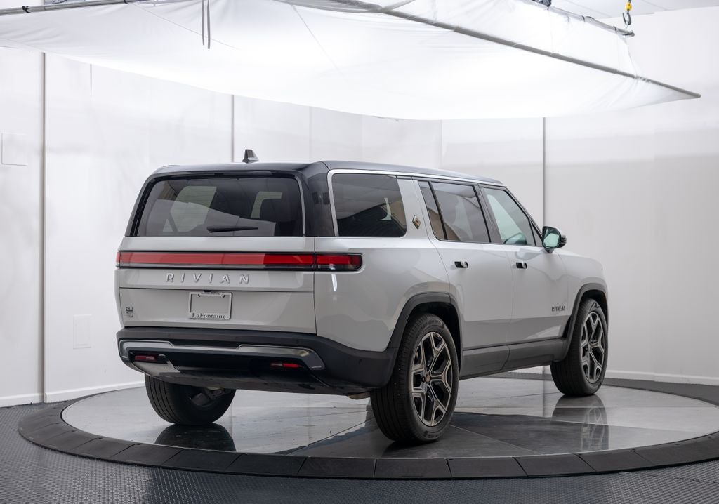 2025 Rivian R1S Adventure Dual Motor Standard Pack