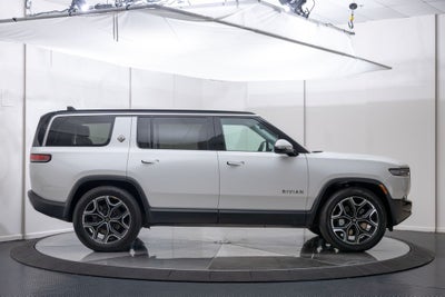 2025 Rivian R1S Adventure Dual Motor Standard Pack