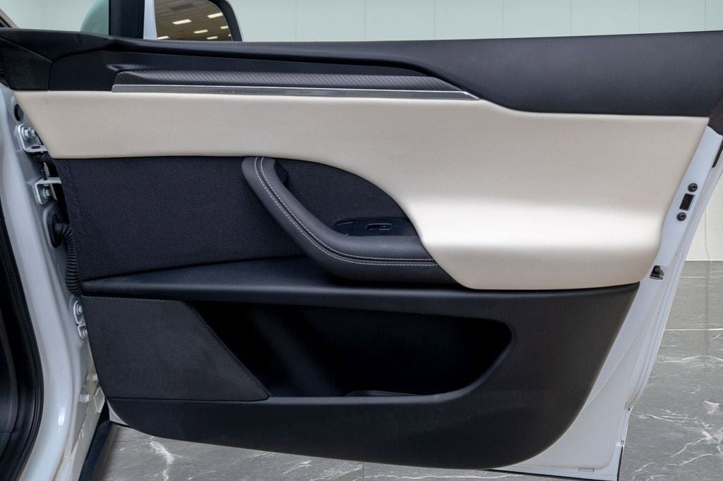 2023 Tesla Model X Plaid