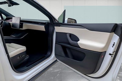 2023 Tesla Model X Plaid