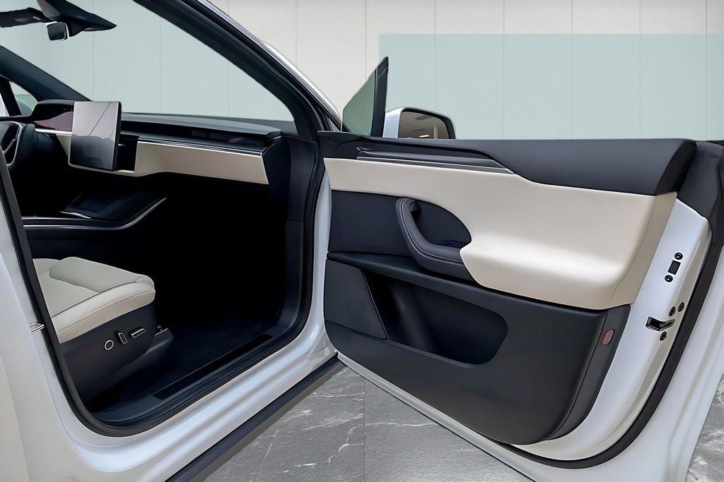 2023 Tesla Model X Plaid