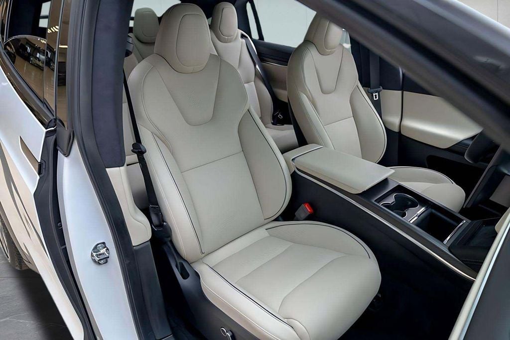 2023 Tesla Model X Plaid