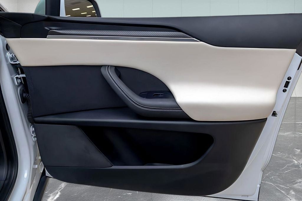 2023 Tesla Model X Plaid