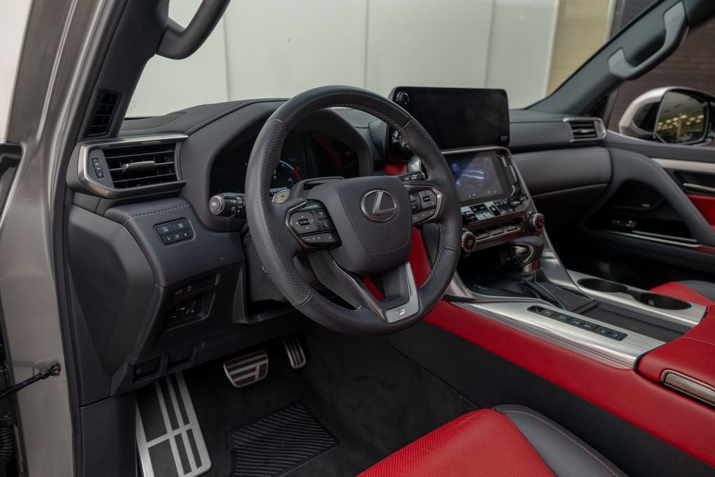 2025 Lexus LX 600 F SPORT