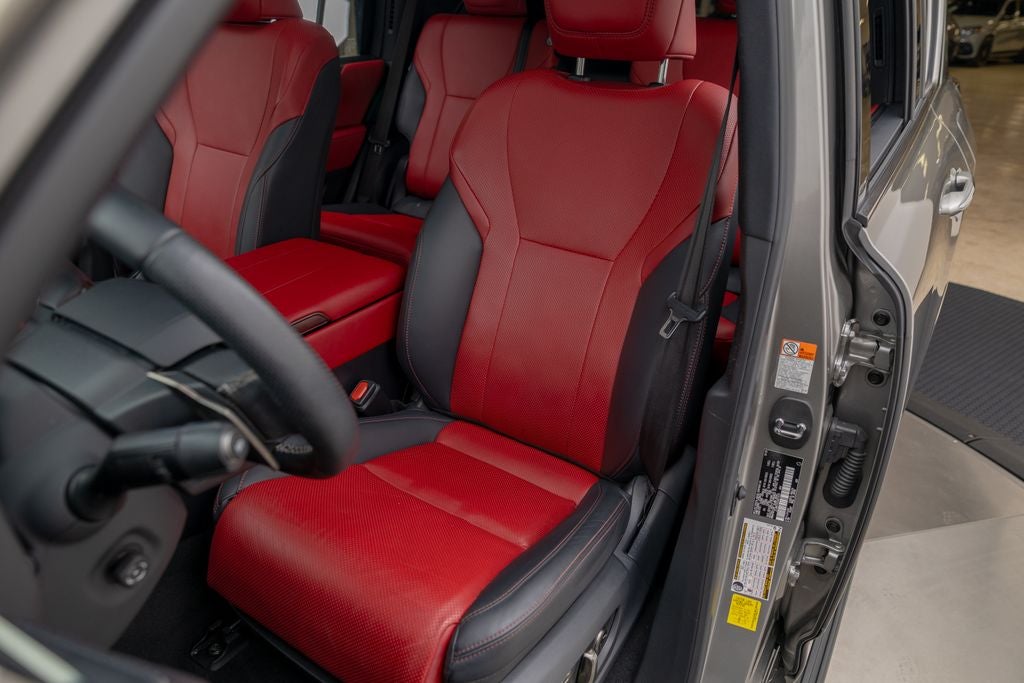 2025 Lexus LX 600 F SPORT