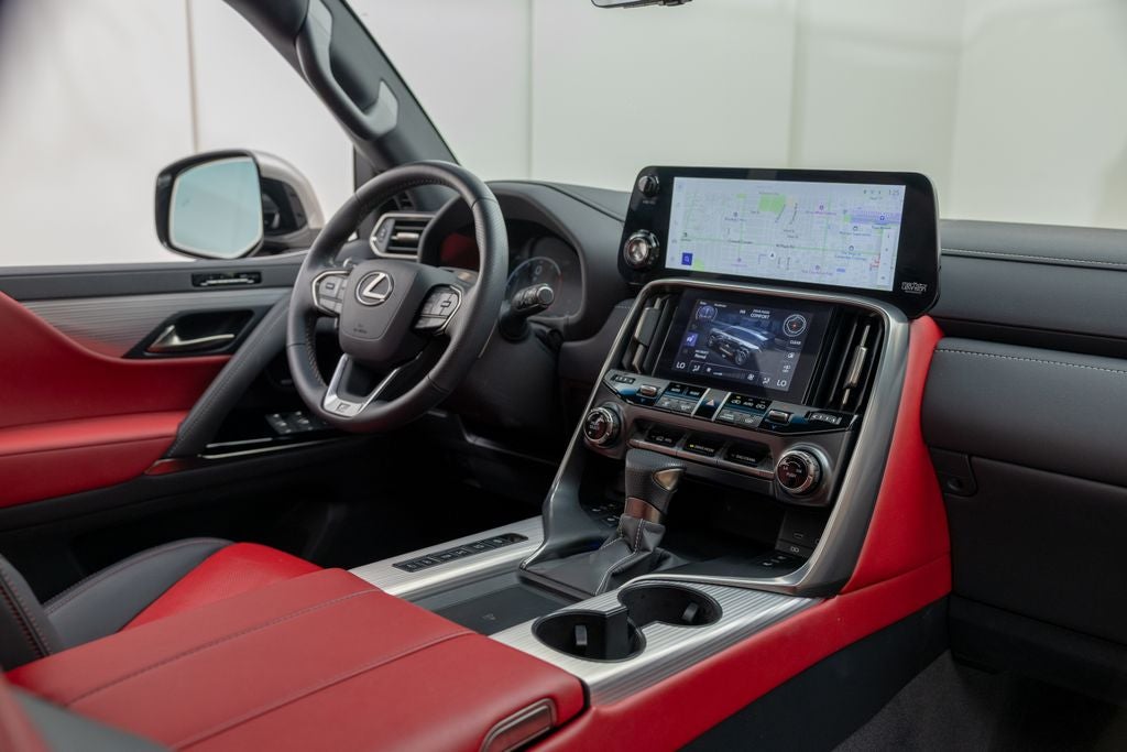 2025 Lexus LX 600 F SPORT