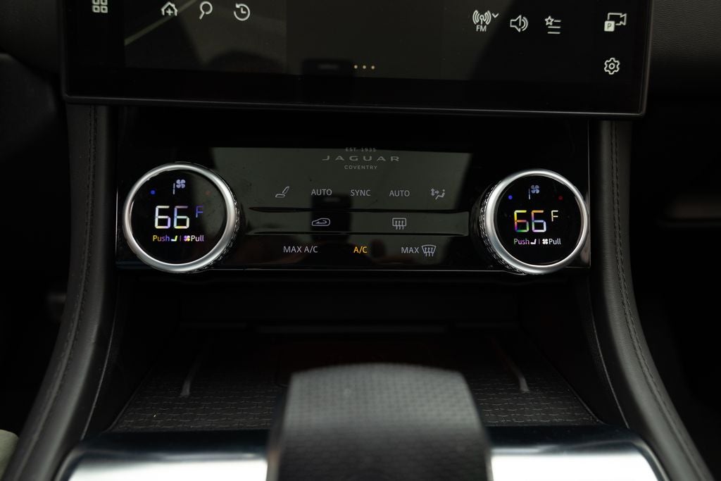 2024 Jaguar F-PACE SVR