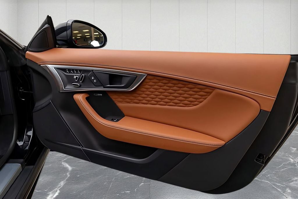 2024 Jaguar F-TYPE P450