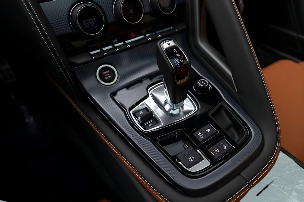 2024 Jaguar F-TYPE P450