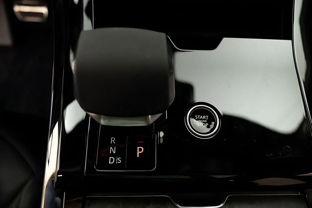 2024 Land Rover Range Rover Sport Plug-in Hybrid Autobiography