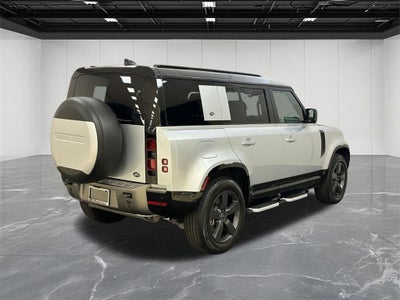 2023 Land Rover Defender 110 X-Dynamic SE