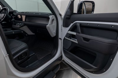 2024 Land Rover Defender 110 S