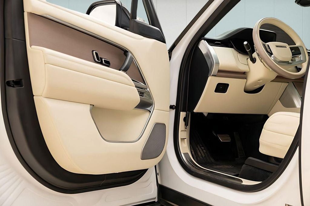 2025 Land Rover Range Rover Autobiography