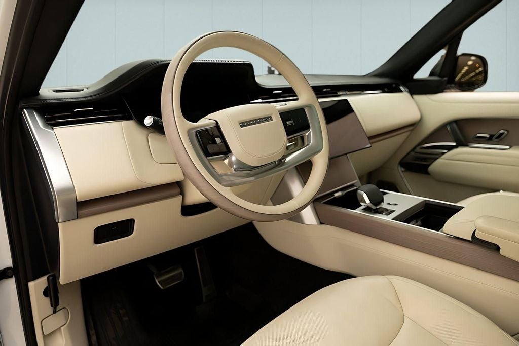 2025 Land Rover Range Rover Autobiography