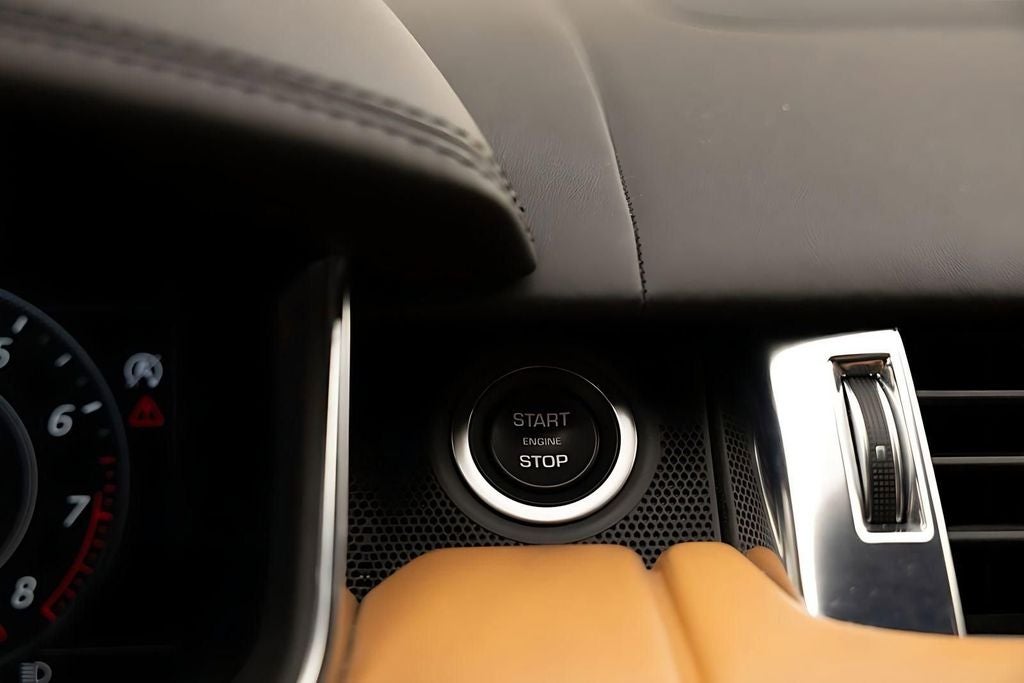 2020 Land Rover Range Rover Sport SVR