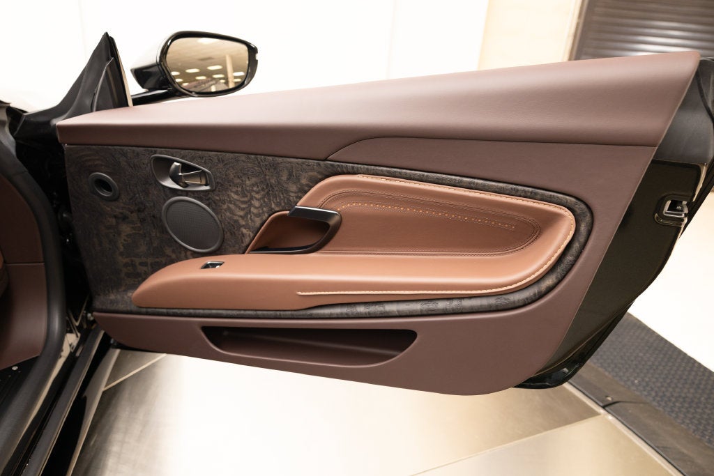 2023 Aston Martin DB11 Base