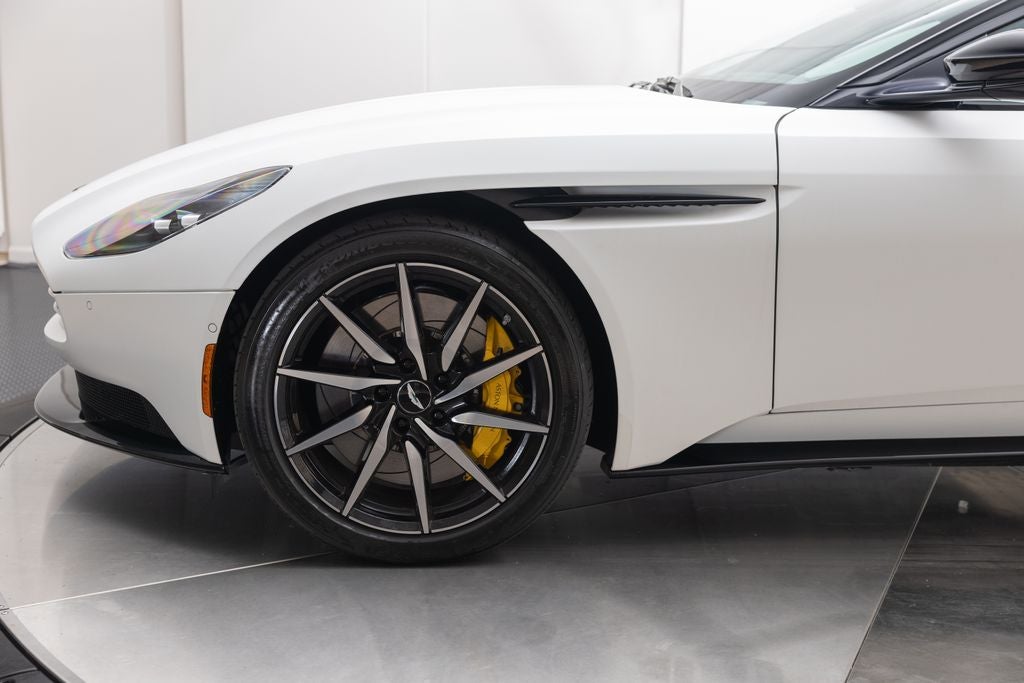 2023 Aston Martin DB11 Base