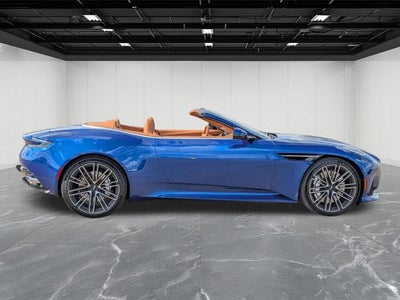 2025 Aston Martin DB12 Volante
