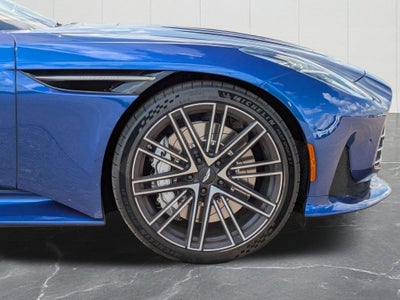 2025 Aston Martin DB12 Volante
