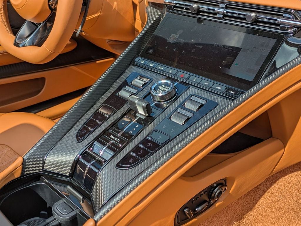 2025 Aston Martin DB12 Volante