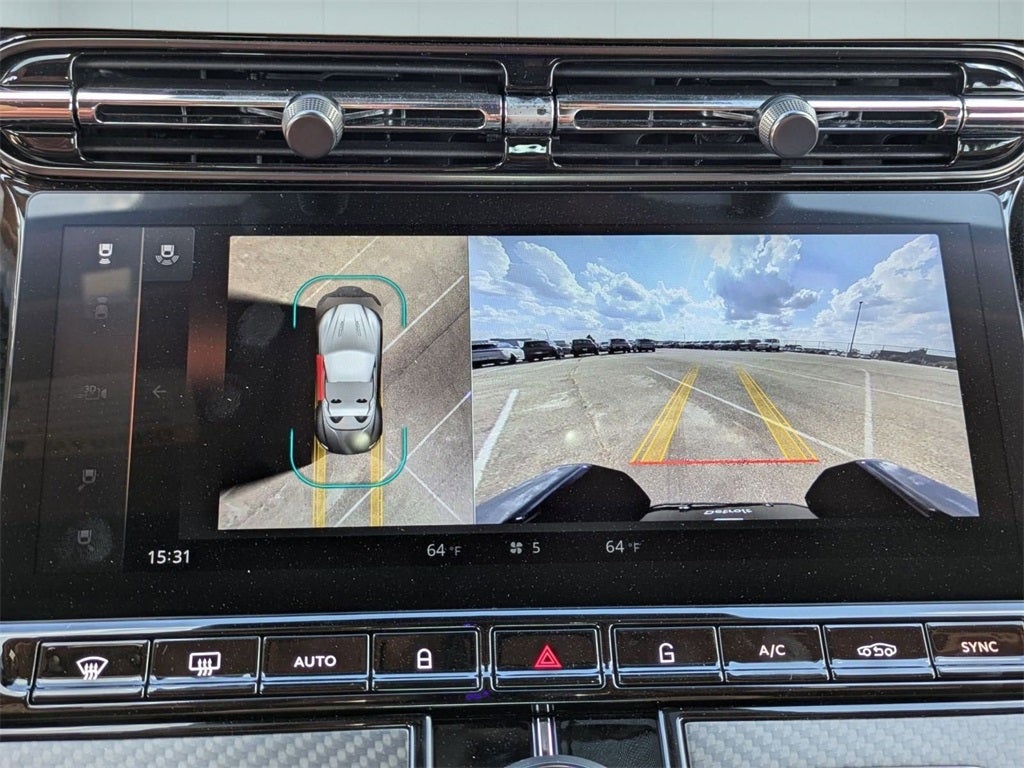 2025 Aston Martin DB12 Volante