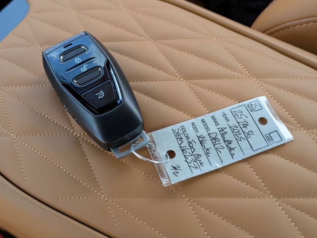 2025 Aston Martin DB12 Volante