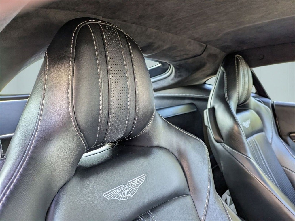 2019 Aston Martin Vantage Base