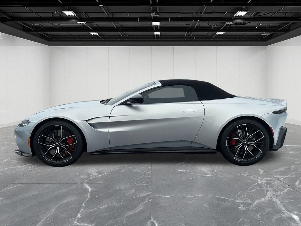 2022 Aston Martin Vantage Base