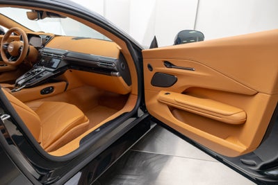2026 Aston Martin Vantage Base