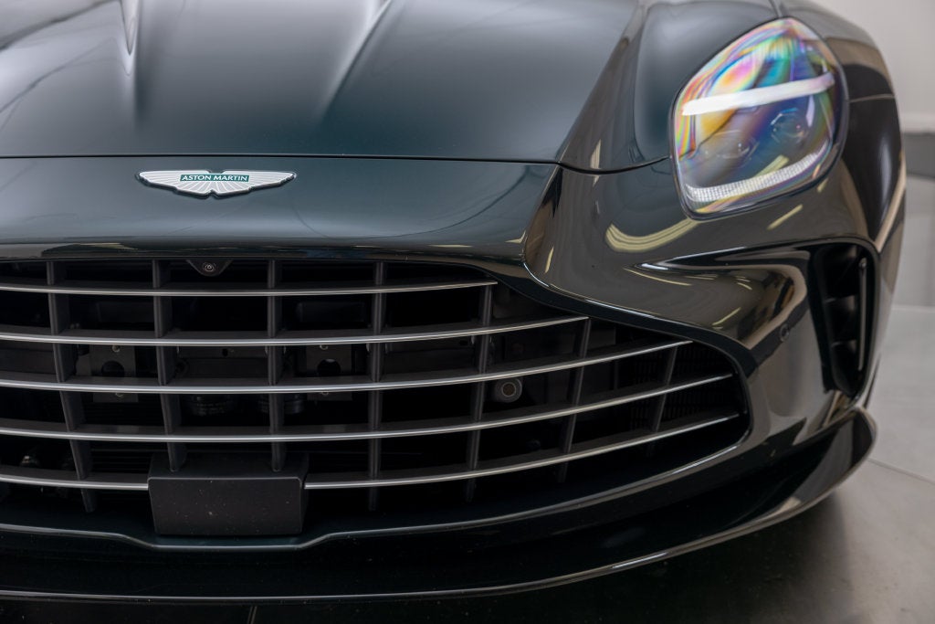 2026 Aston Martin Vantage Base