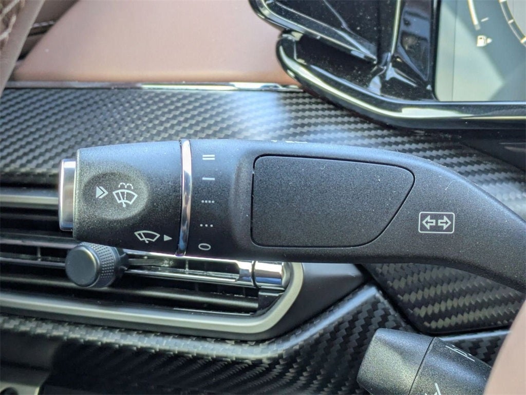 2026 Aston Martin Vantage Base