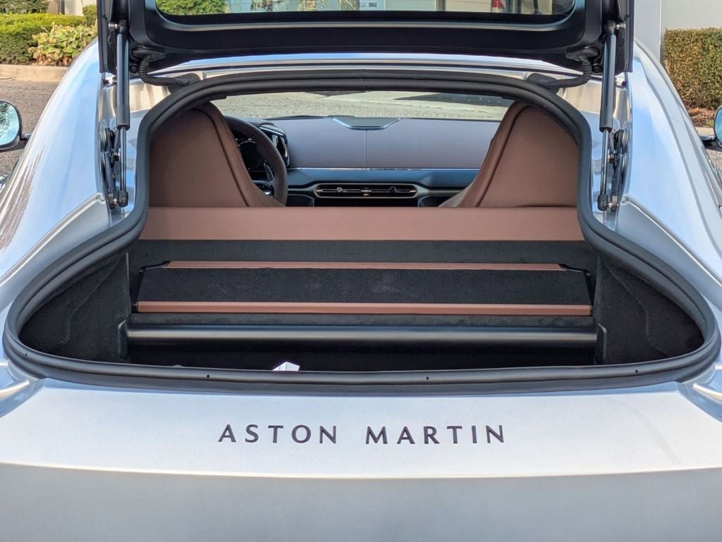 2026 Aston Martin Vantage Base