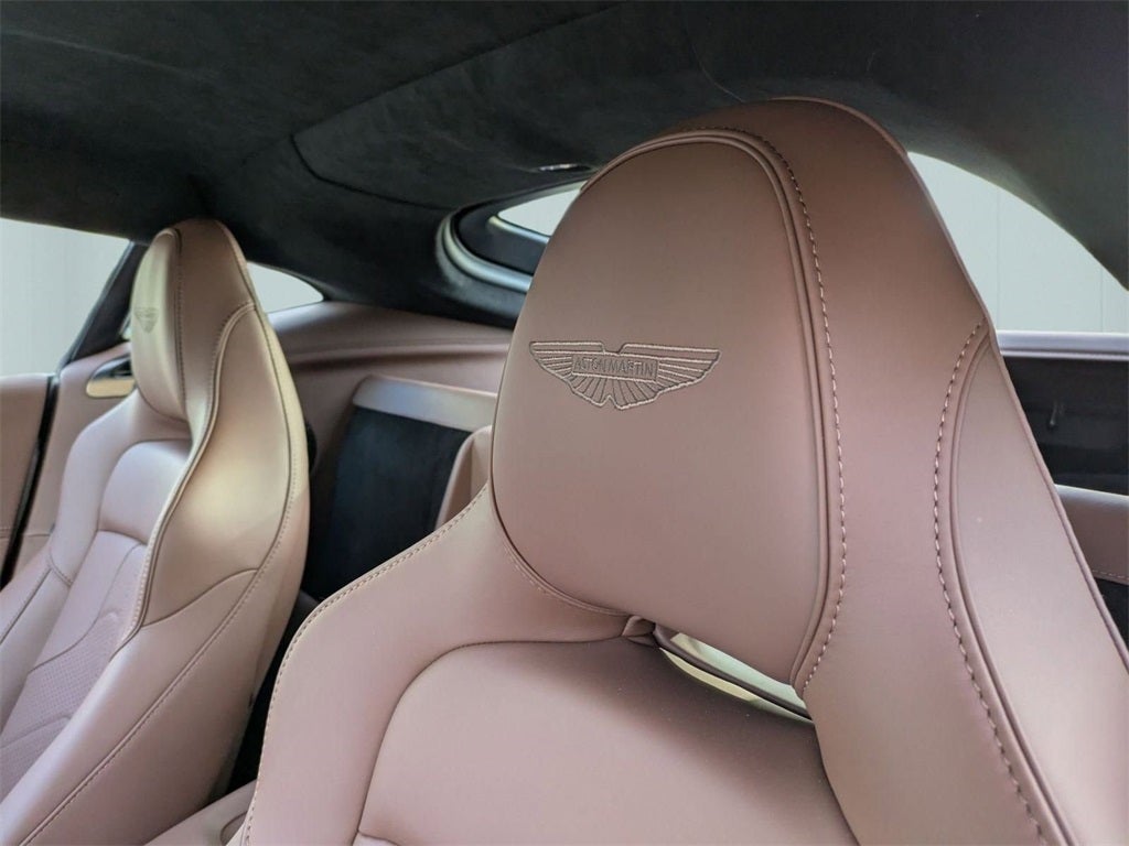 2026 Aston Martin Vantage Base