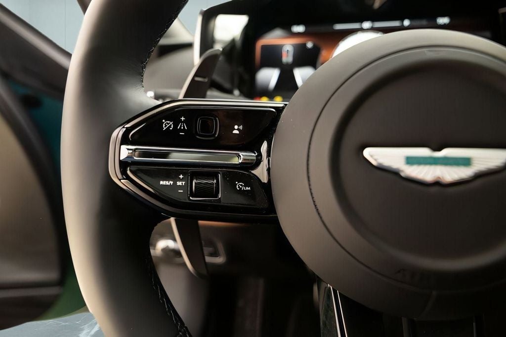 2025 Aston Martin Vanquish V12