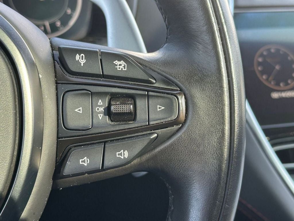 2023 Aston Martin DBX 707