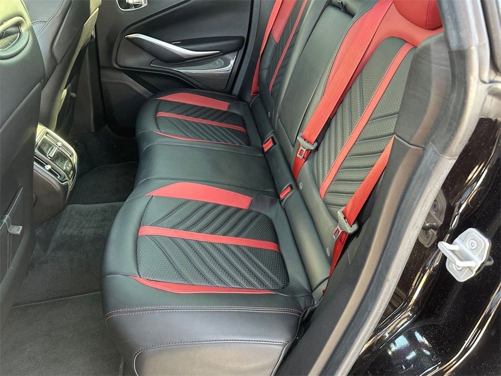 2023 Aston Martin DBX 707